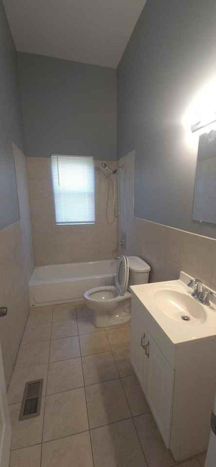 3324 E 136th St Apt 1s #1S - Photo 4 of 6