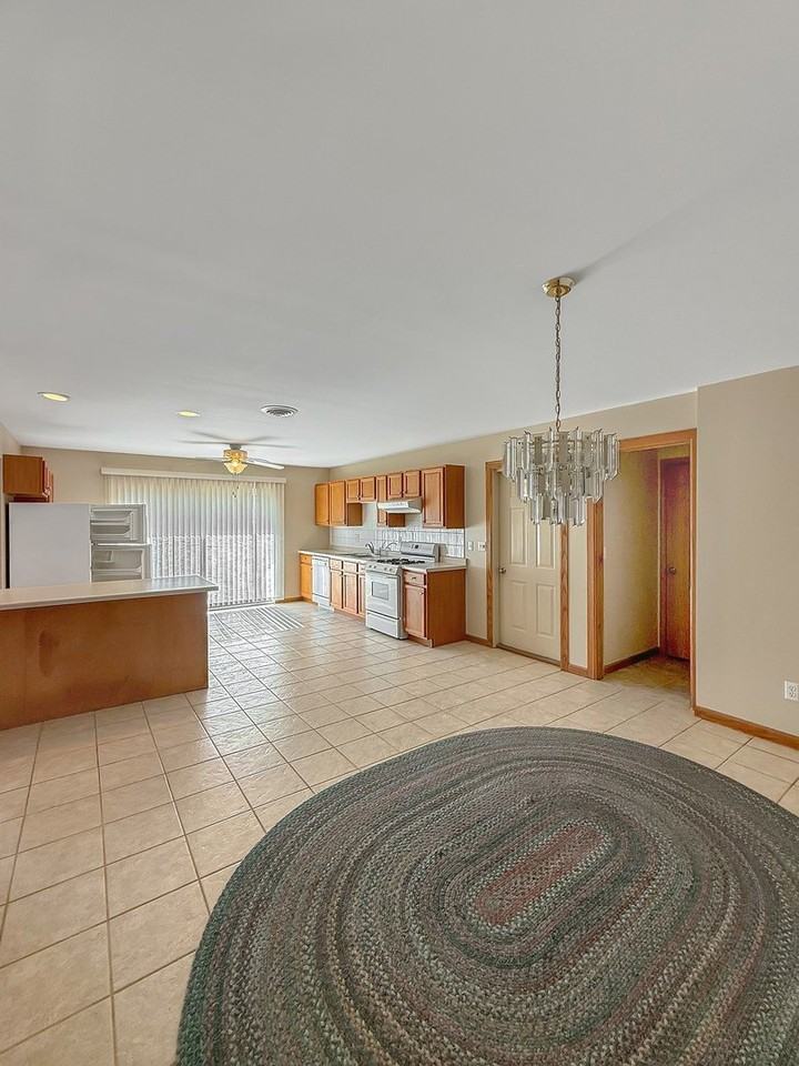 33053 Pamrich Dr - Photo 6 of 18