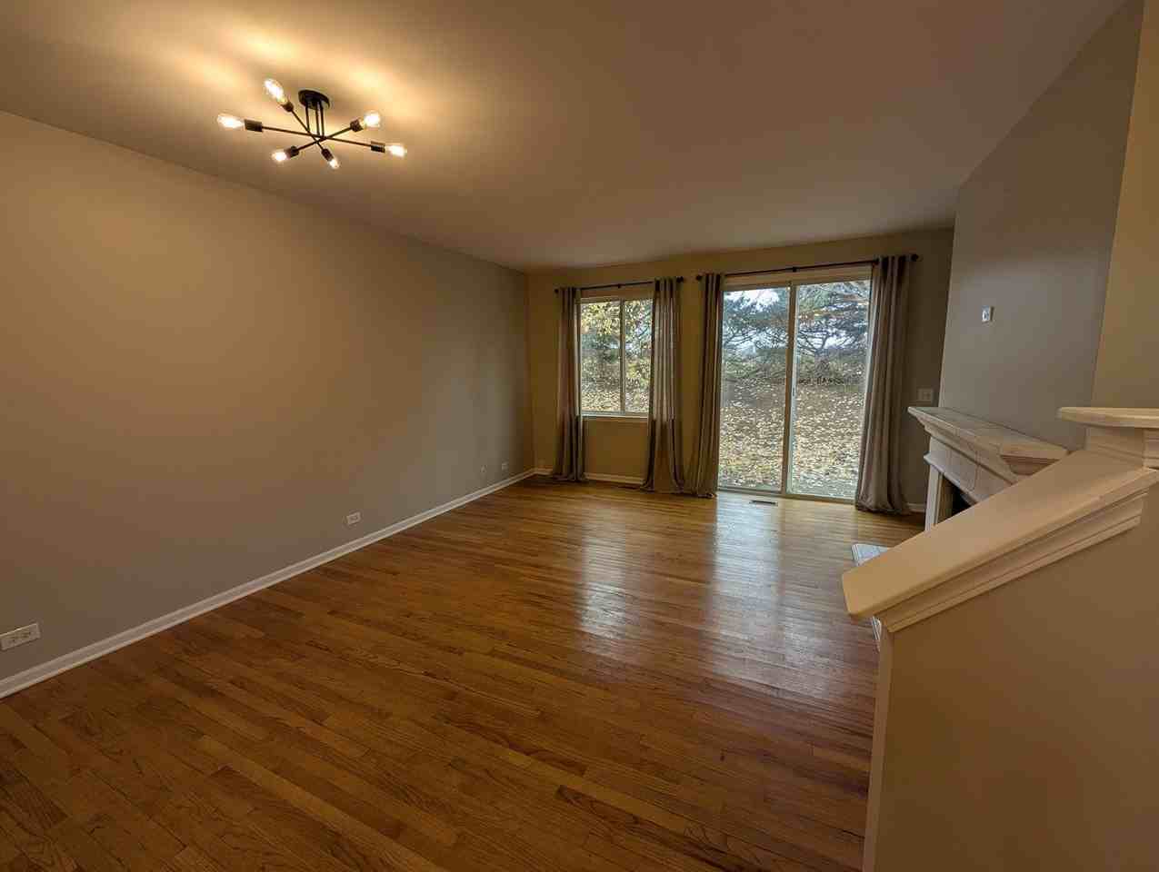 3043 Kentshire Cir - Photo 6 of 17