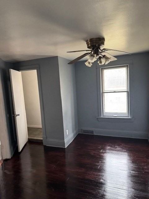 15203 Dearborn St - Photo 5 of 6