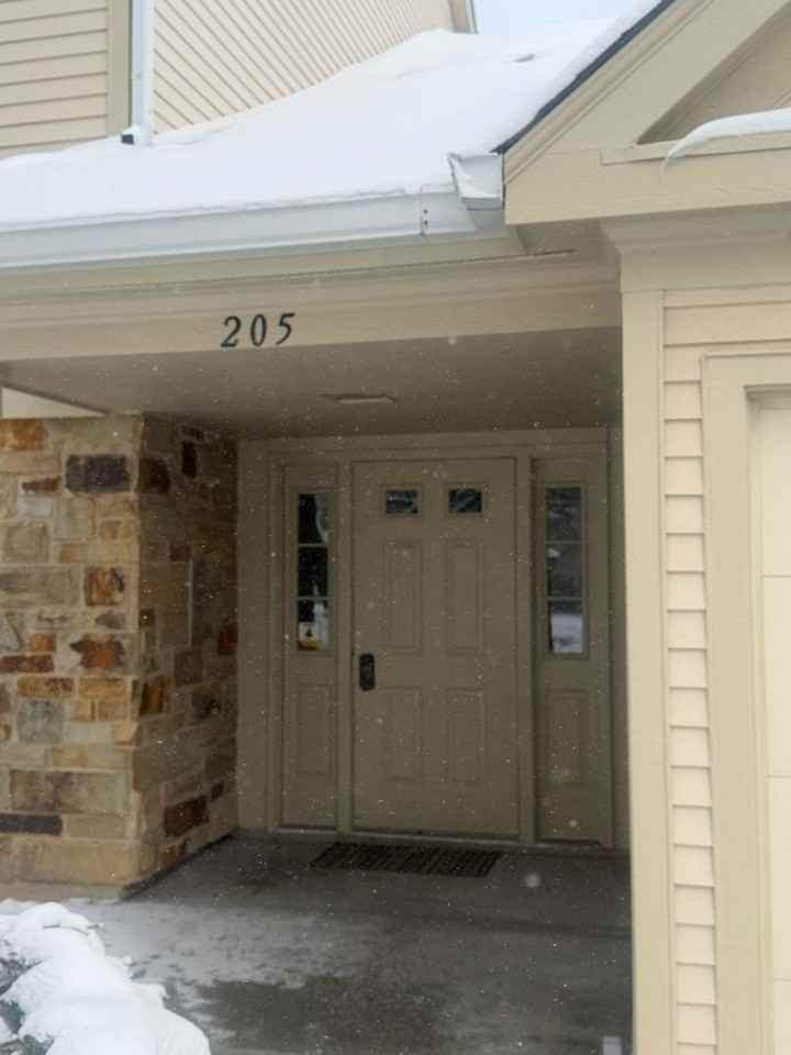 205 Glasgow Ln Unit V1 #V1 - Photo 3 of 23