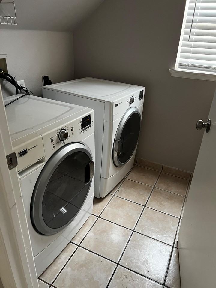 Timberbend Cir - Photo 6 of 10