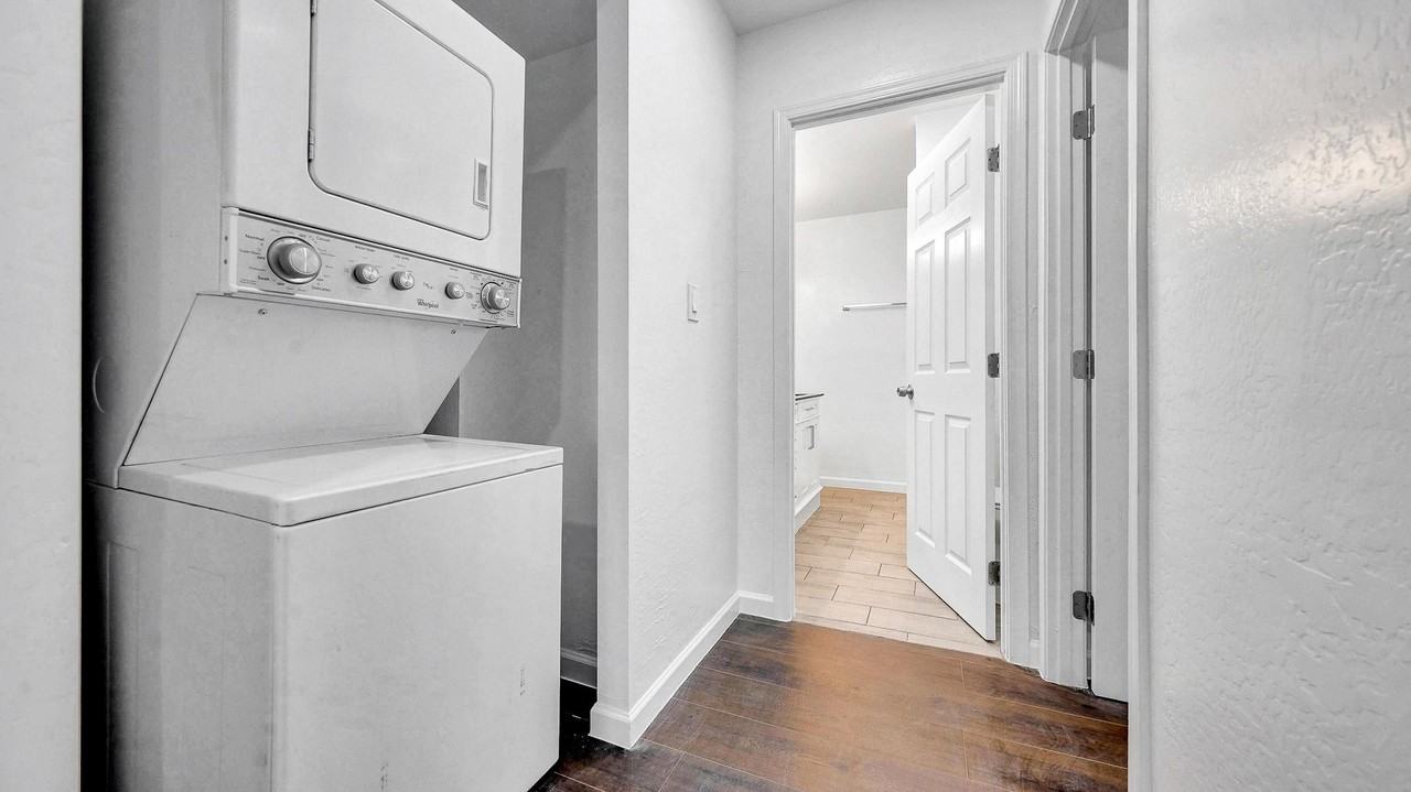 W Coolidge St - Photo 7 of 39