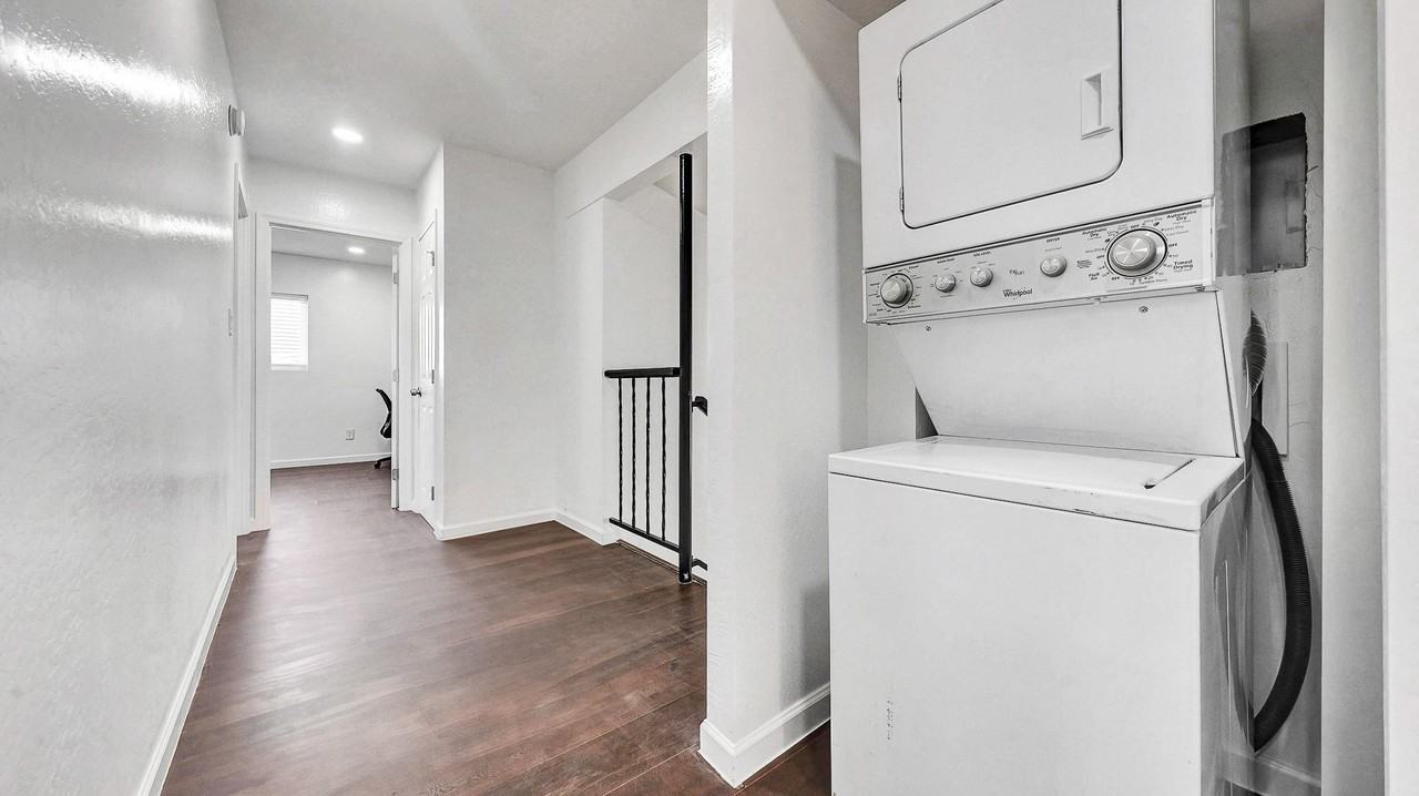 W Coolidge St - Photo 7 of 21