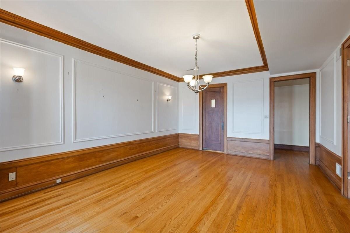 7216 S South Shore Dr Apt 3 #3 - Photo 7 of 30