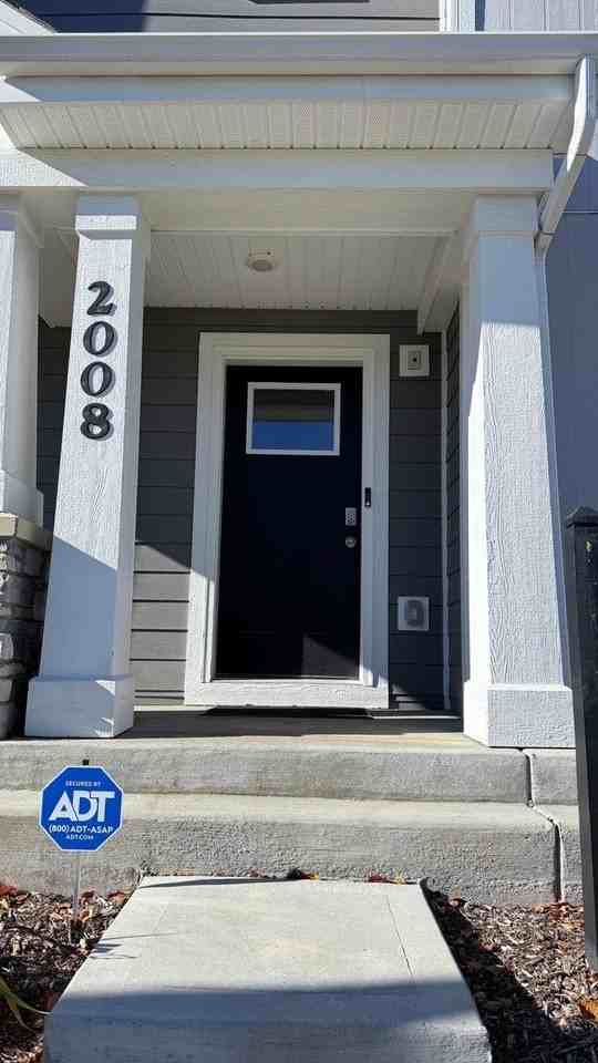 2008 Yellowstone Blvd Unit 2008 #2008 - Photo 2 of 25