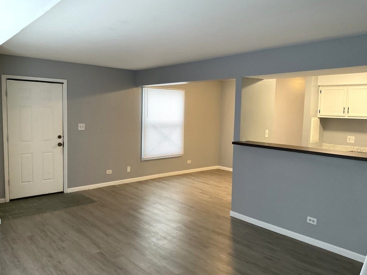 1387 S Glen Cir Apt B #B - Photo 5 of 10