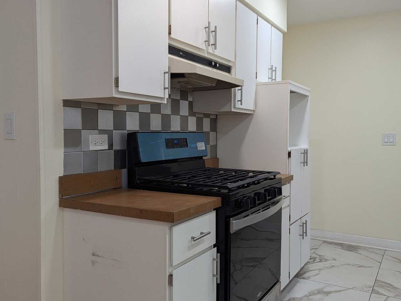 94 Jf Kennedy Blvd - Photo 3 of 10