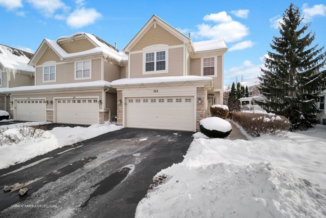 369 Vaughn Cir Unit 0 #0 - Photo 3 of 39