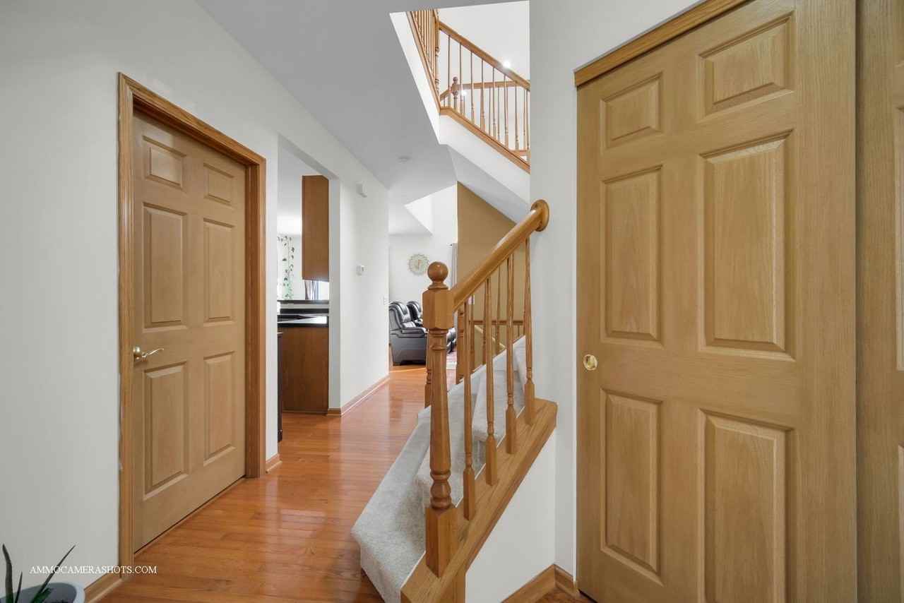 369 Vaughn Cir Unit 0 #0 - Photo 5 of 39