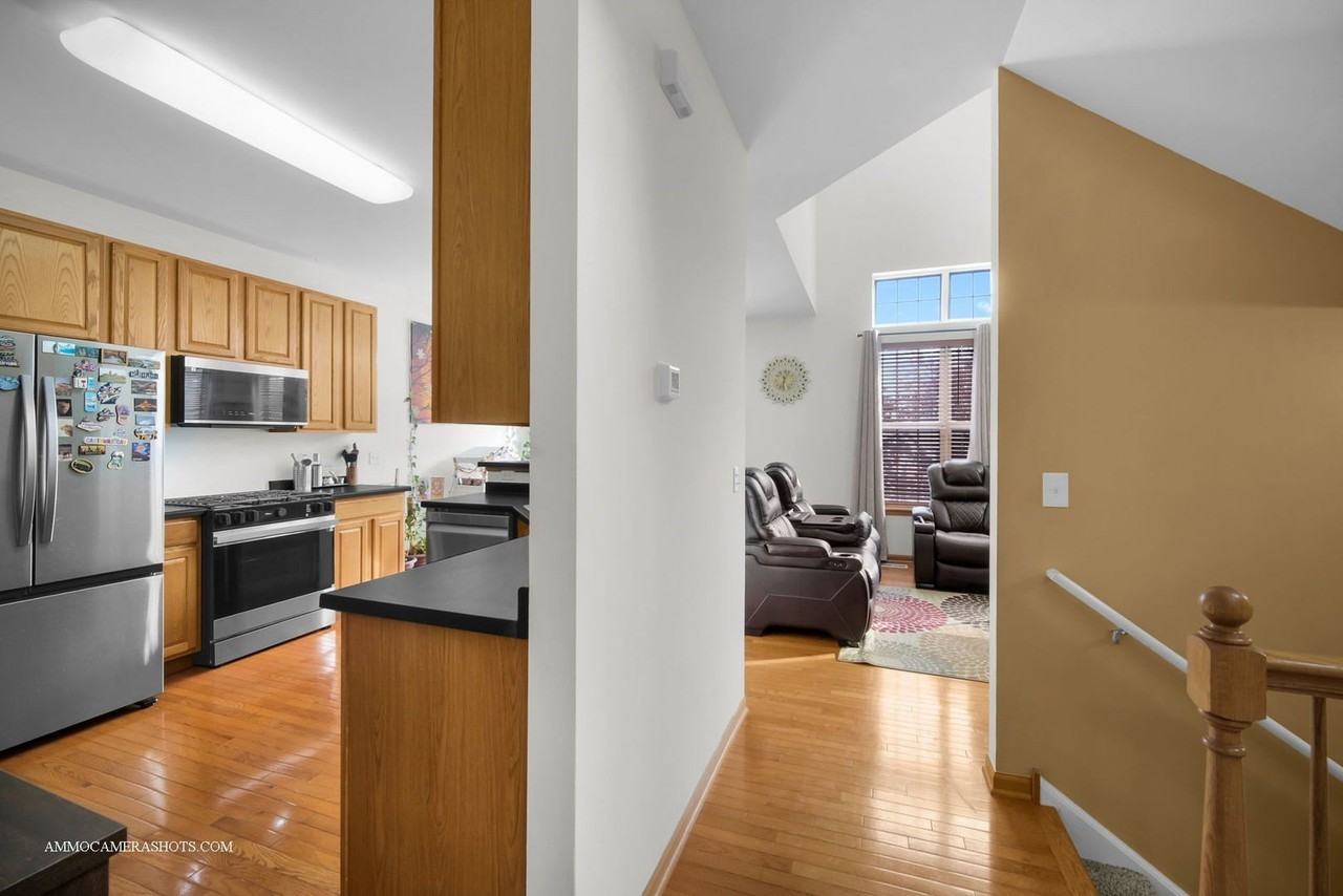 369 Vaughn Cir Unit 0 #0 - Photo 7 of 39