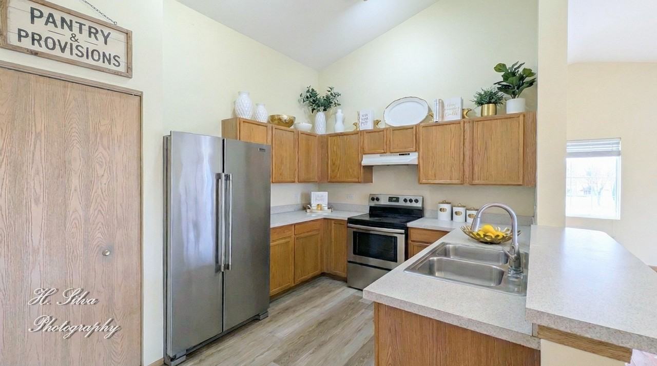 1431 Silverstone Dr Unit 1431 #1431 - Photo 5 of 18