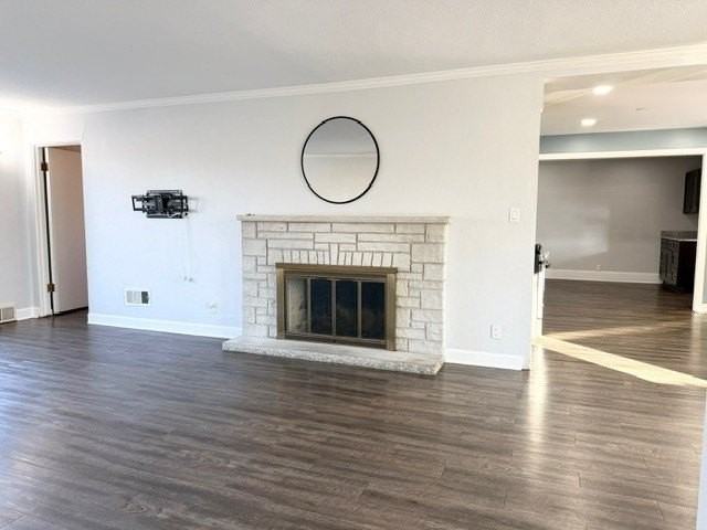 1616 Mayfield Ave - Photo 5 of 30