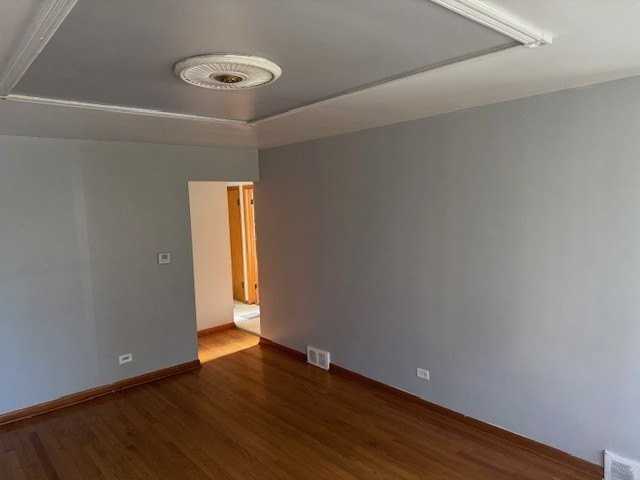 9855 S California Ave - Photo 2 of 8