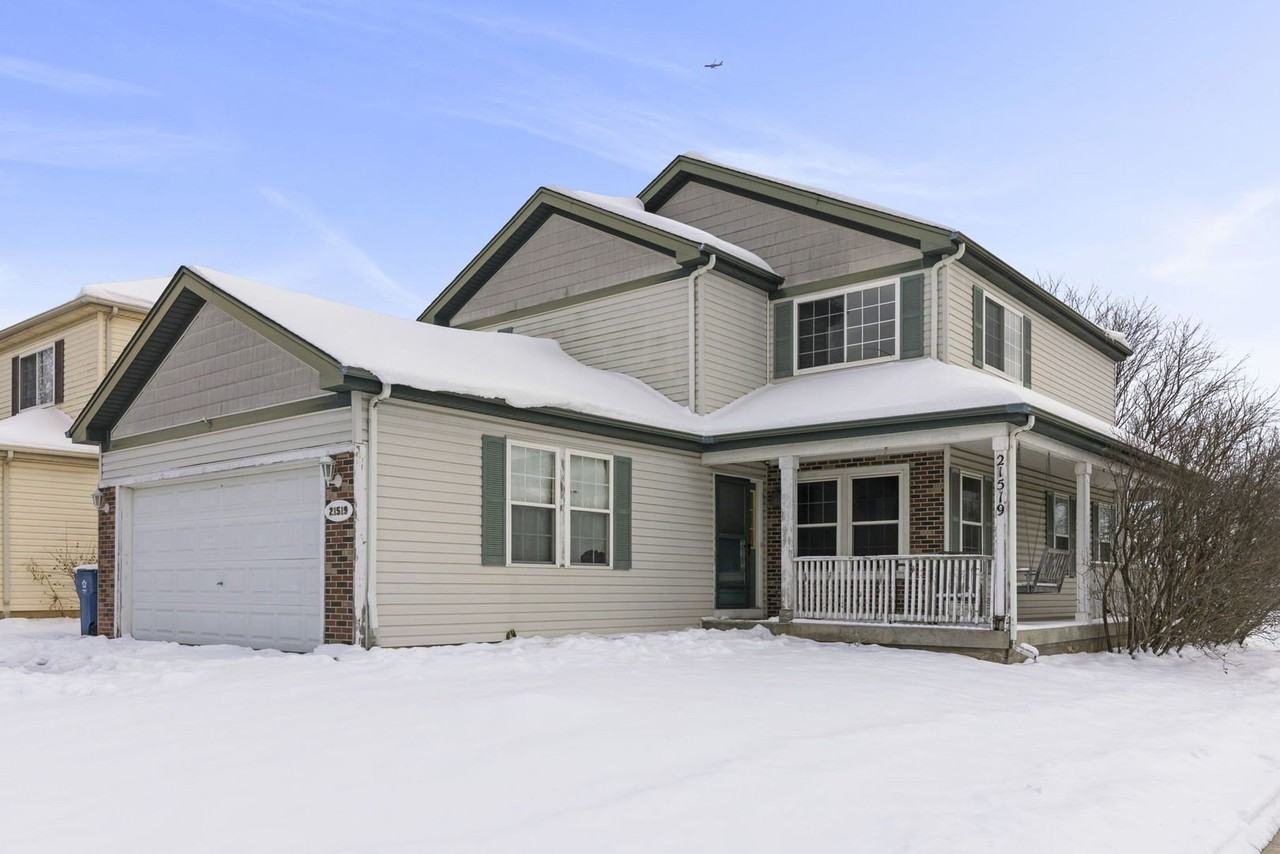 21519 Cormorant St - Photo 2 of 25