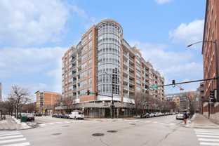 1200 W Monroe St Apt 310 #310 - Photo 1 of 1