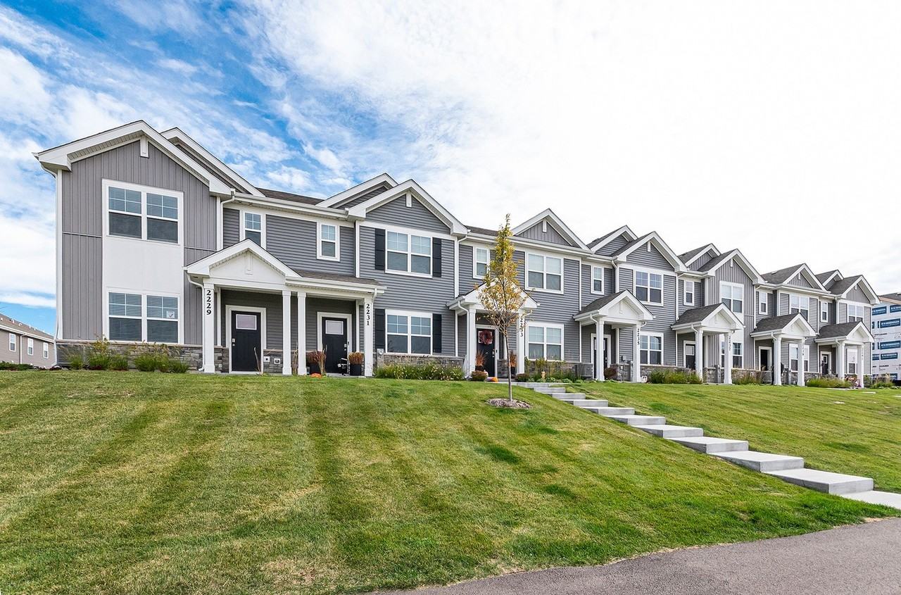 2229 Riesling Rd Unit 2229 #2229 - Photo 2 of 19