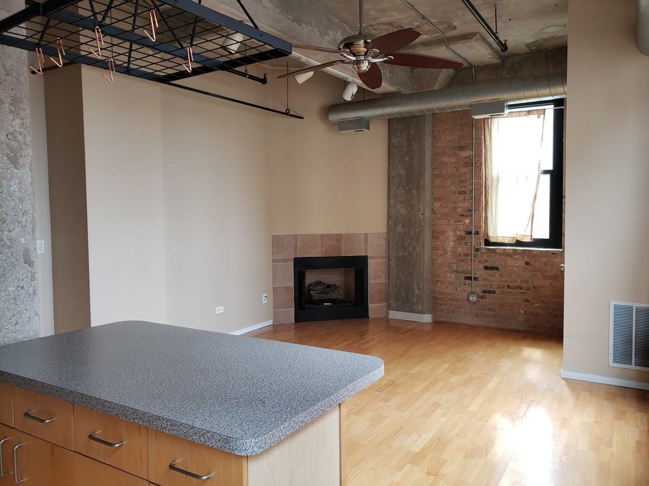 1516 S Wabash Ave Apt 508 #508 - Photo 5 of 14