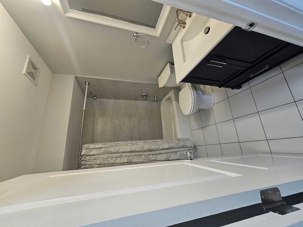 212 Madison St Unit 3b #3B - Photo 6 of 8