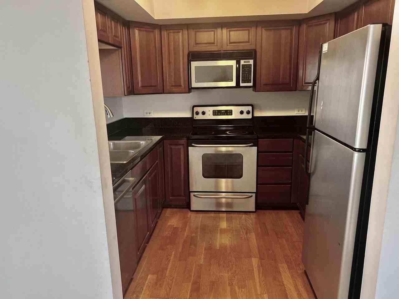 31 Foxcroft Rd Apt 207 #207 - Photo 4 of 11