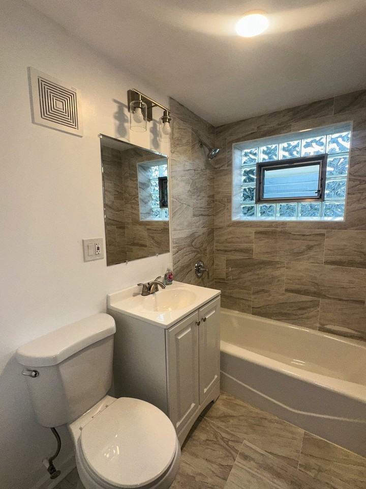 2231 Prairie St Unit G #G - Photo 6 of 6