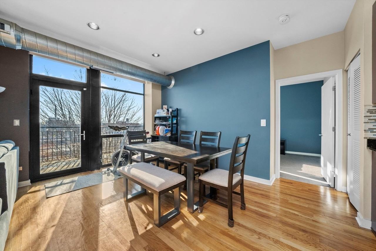 1001 W 15th St Unit 410 #410 - Photo 5 of 19