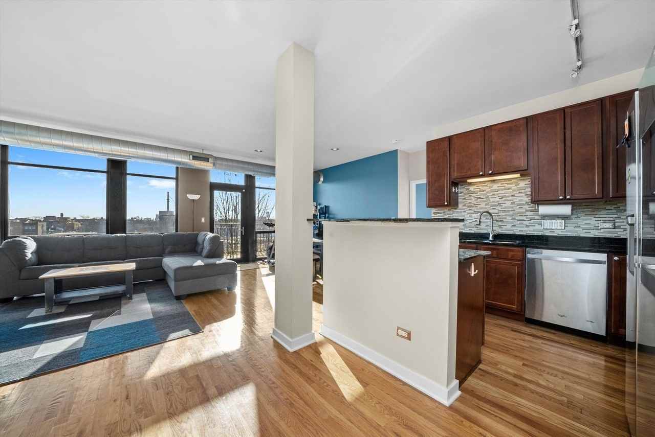 1001 W 15th St Unit 410 #410 - Photo 7 of 19