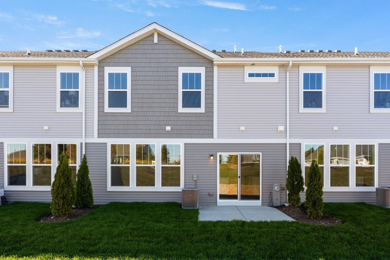 668 Cassia Ct Unit 0 #0 - Photo 2 of 24