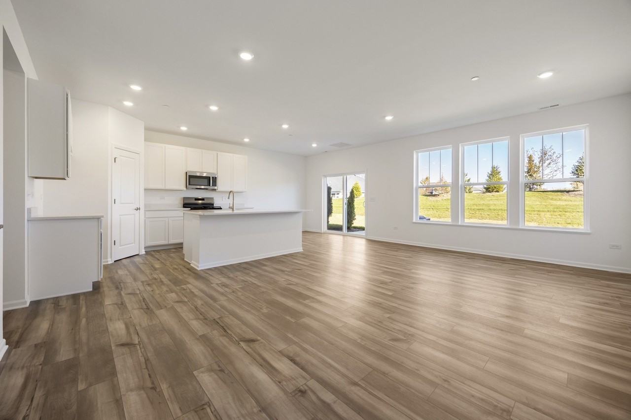 668 Cassia Ct Unit 0 #0 - Photo 4 of 24