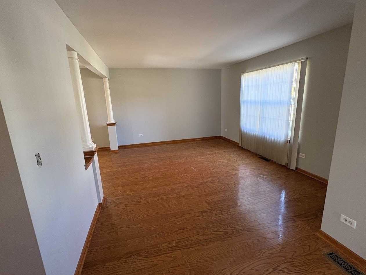 23901 Cahills Way - Photo 2 of 22