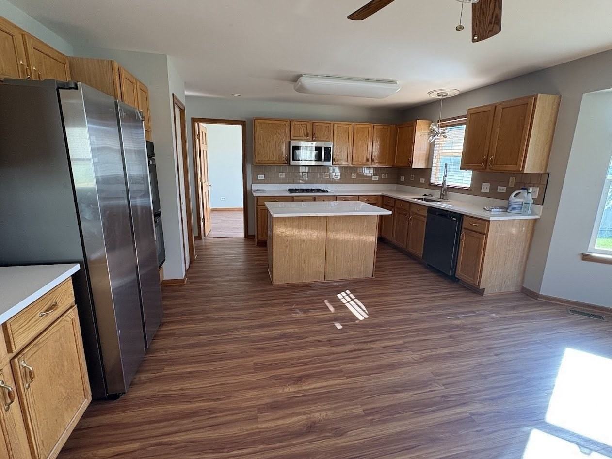 23901 Cahills Way - Photo 6 of 22