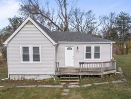 featured image of 3614 Linneman St