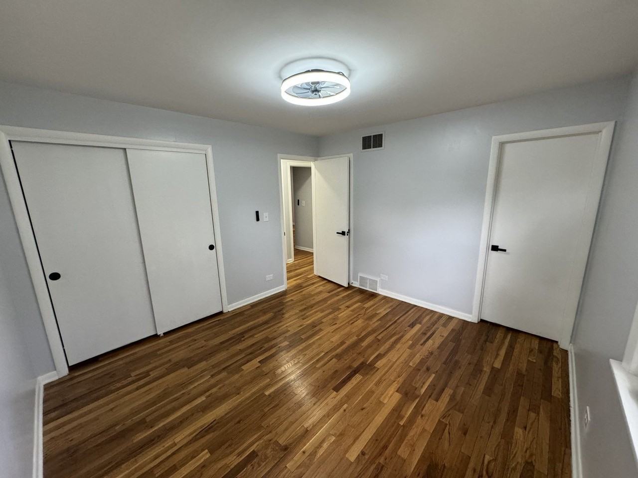 1136 Laurel Ln - Photo 7 of 17