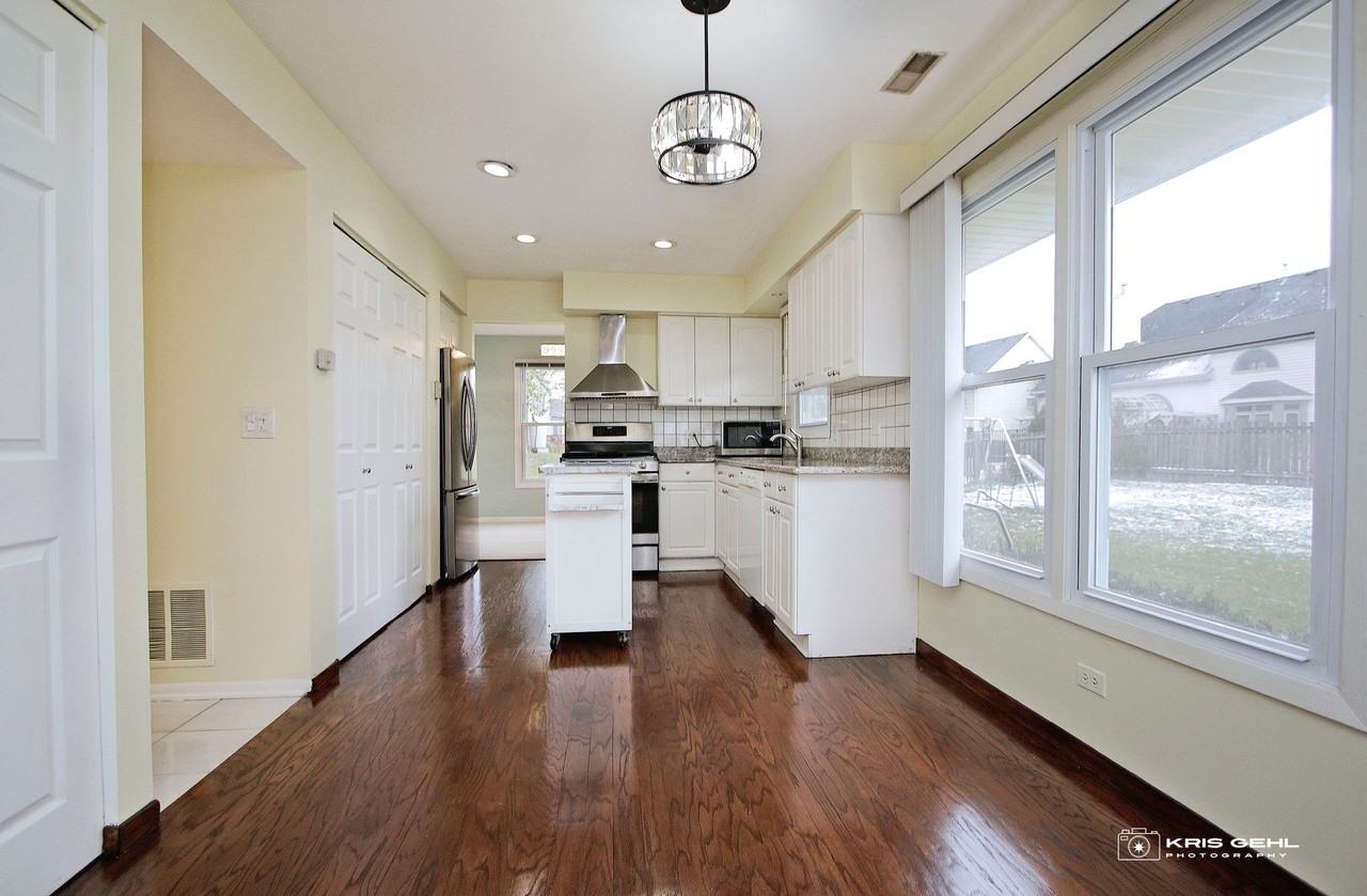 467 Highland Grove Dr - Photo 6 of 22