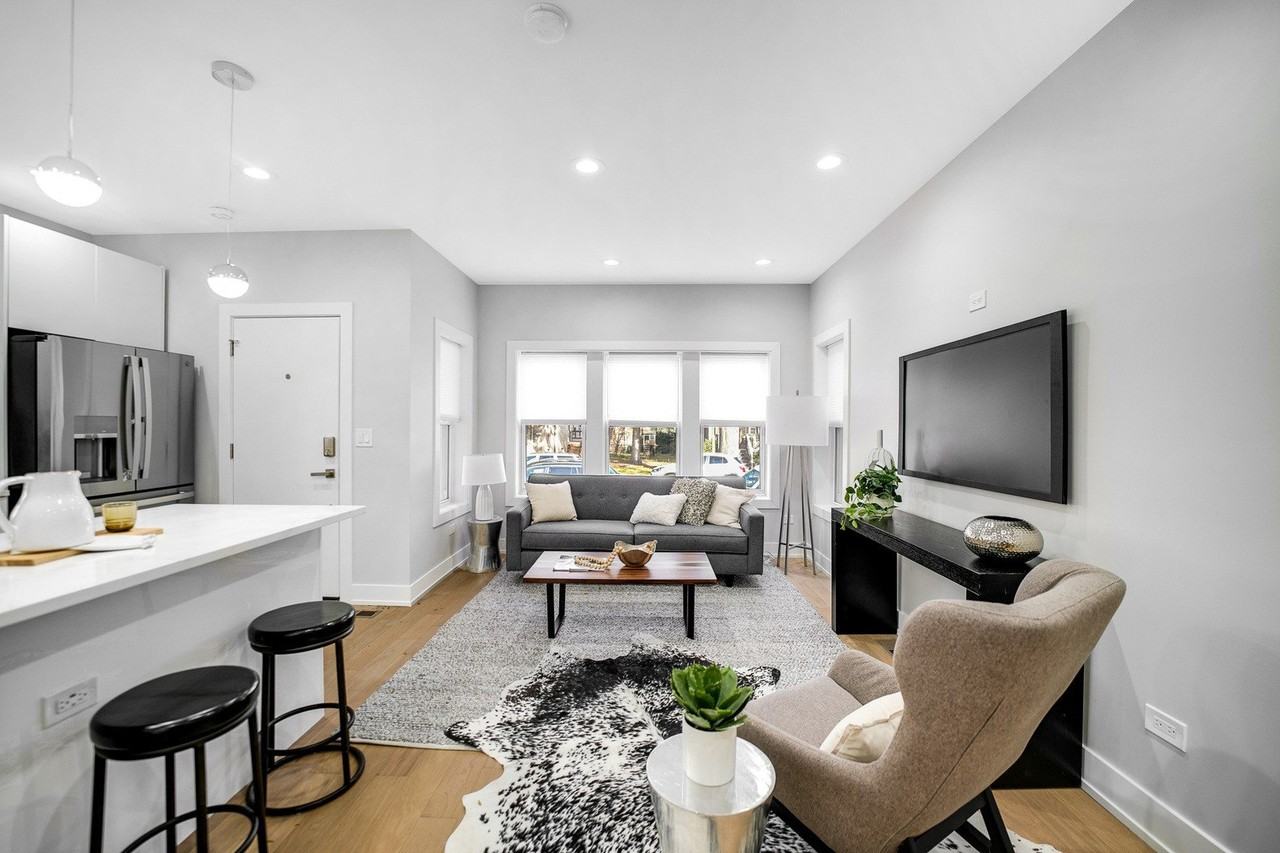 4721 W Warwick Ave - Photo 4 of 42