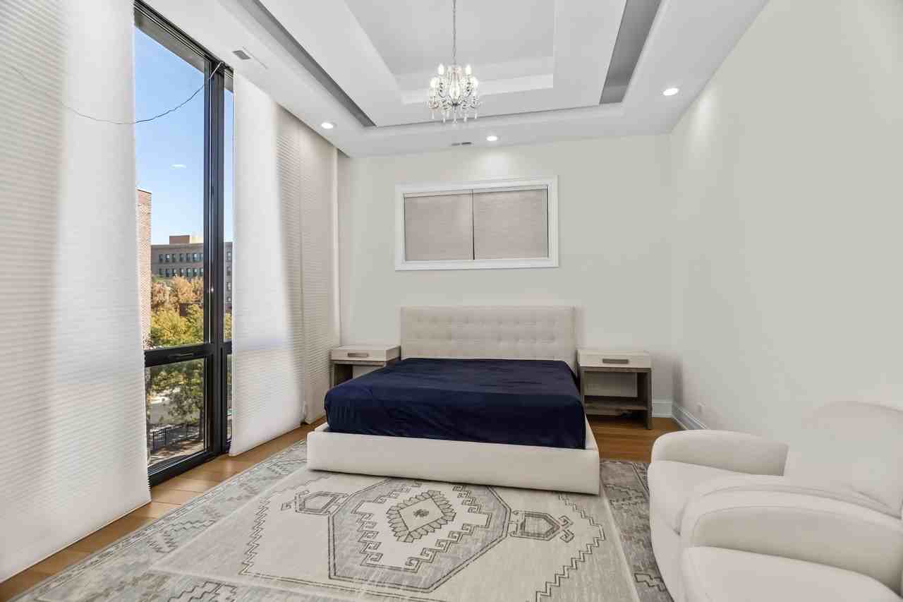 1425 W Fullerton Ave Unit 3n #3N - Photo 7 of 15