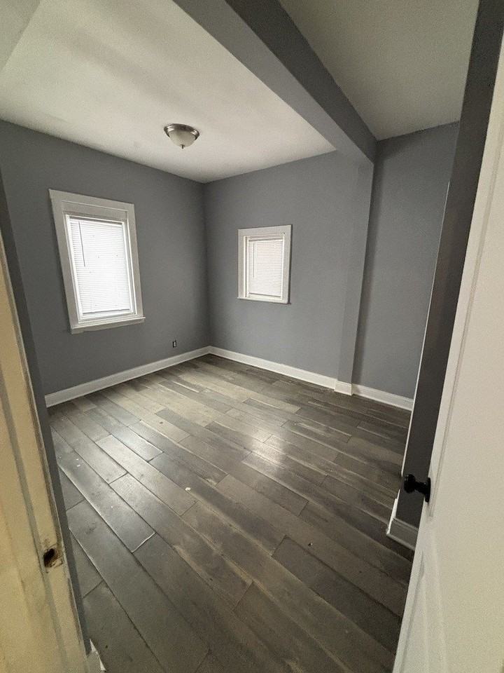 1750 W Steuben St - Photo 5 of 9