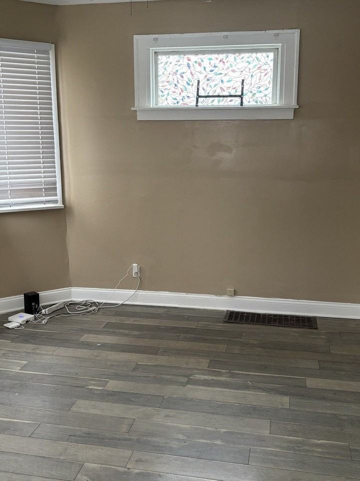 1750 W Steuben St - Photo 6 of 9