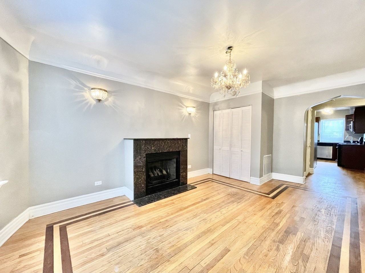 40 N Menard Ave Apt 1a #1A - Photo 4 of 14