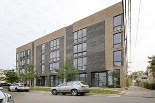 2409 W Berenice Ave Apt 401 #401 - Photo 1 of 1