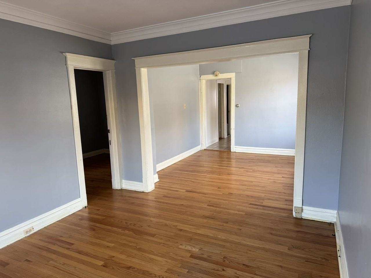 7907 W Grand Ave - Photo 2 of 14