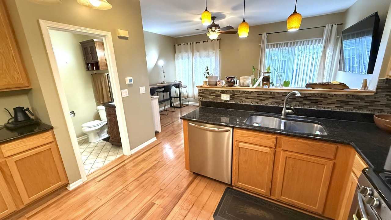 3359 Blue Ridge Dr - Photo 3 of 9