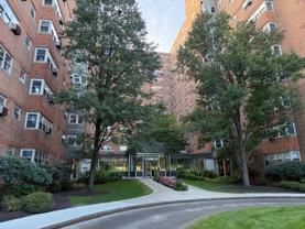 4950 N Marine Dr Apt 404 #404 - Photo 1 of 1