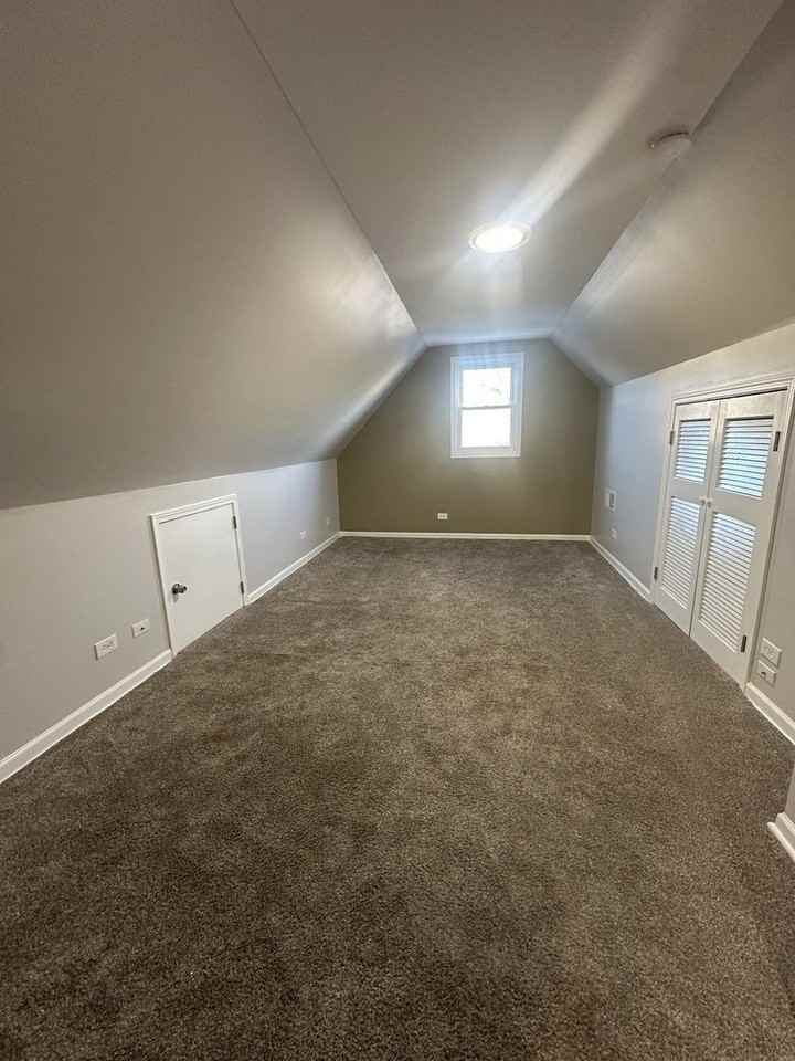 3251 W Berteau Ave Apt 2 #2 - Photo 7 of 13