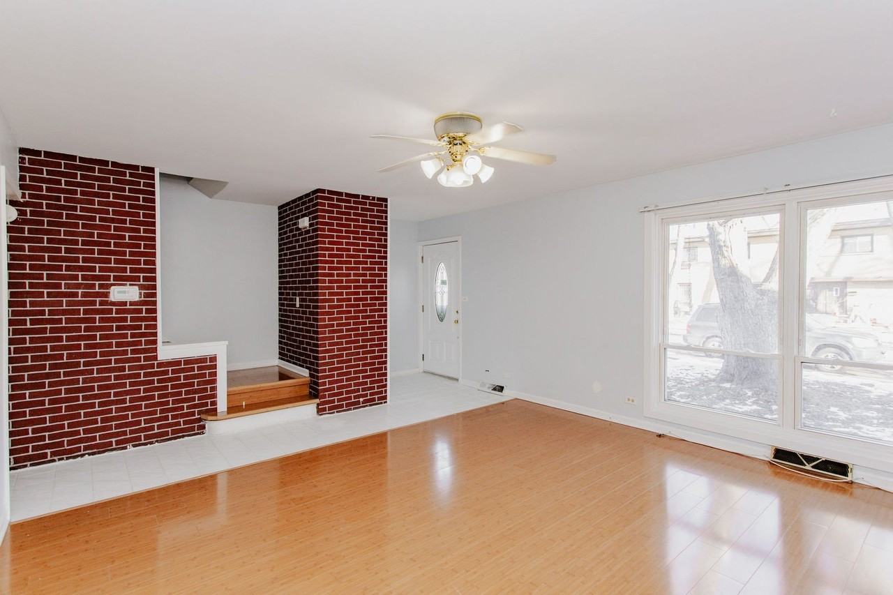 612 Maple Ct Unit 612 #612 - Photo 3 of 12