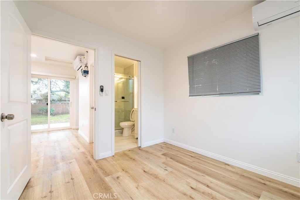 220 E 4th St - Photo 6 of 18