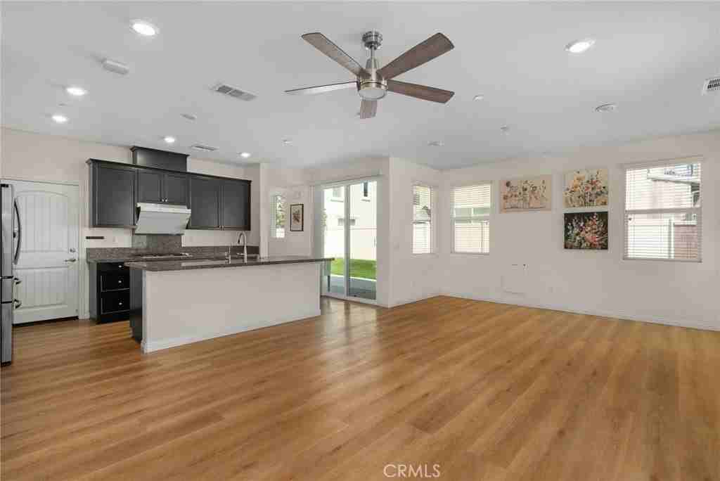 8744 Festival St - Photo 6 of 36