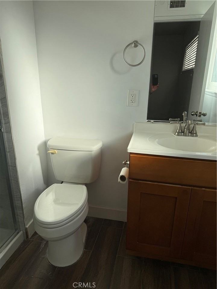 9035 Chaney Ave - Photo 7 of 9