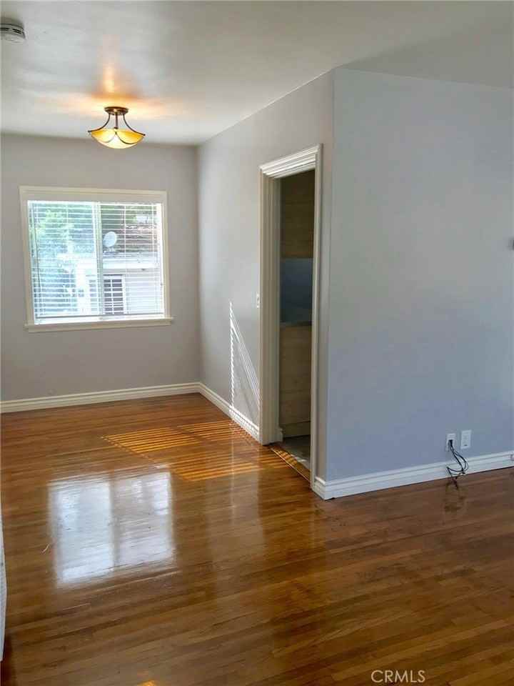 166 High Dr - Photo 3 of 17