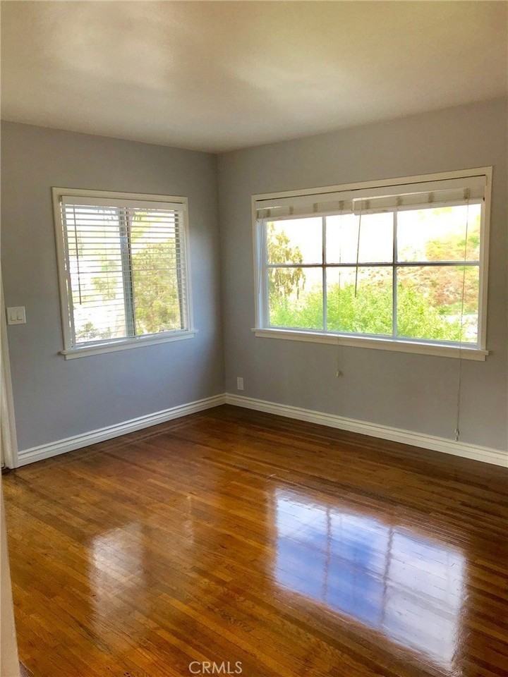 166 High Dr - Photo 5 of 17